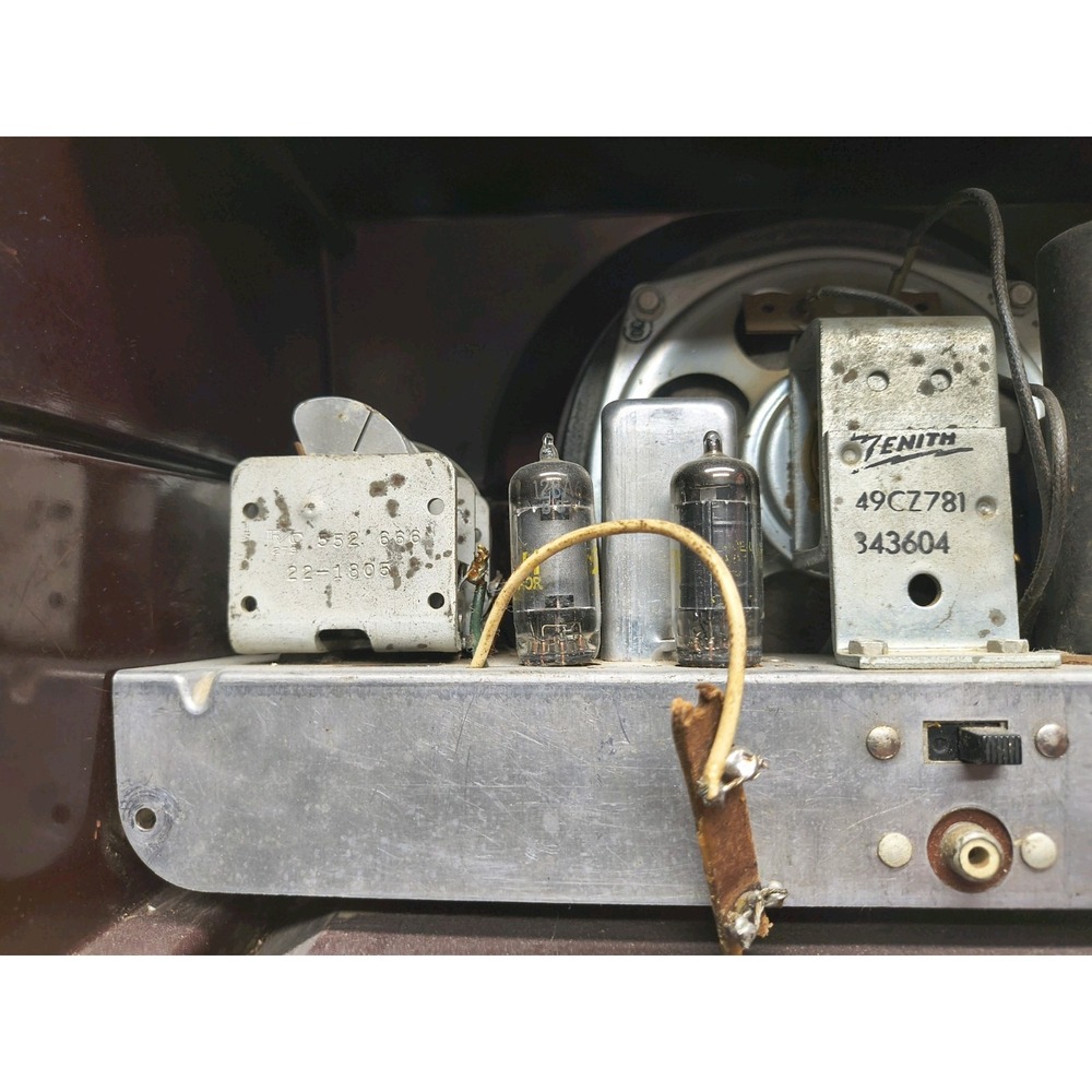 Zenith Y615‎ *Parts/Untested* - Picture 5 of 9